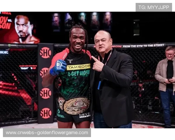 前Bellator冠军雅罗斯拉夫·阿莫索夫从战区废墟中寻回金腰带，即将亮相UFC拉斯维加斯首秀